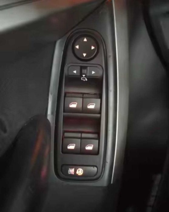 Контролен блок за управлението на стъклата Citroen C4 Picasso Ситроен