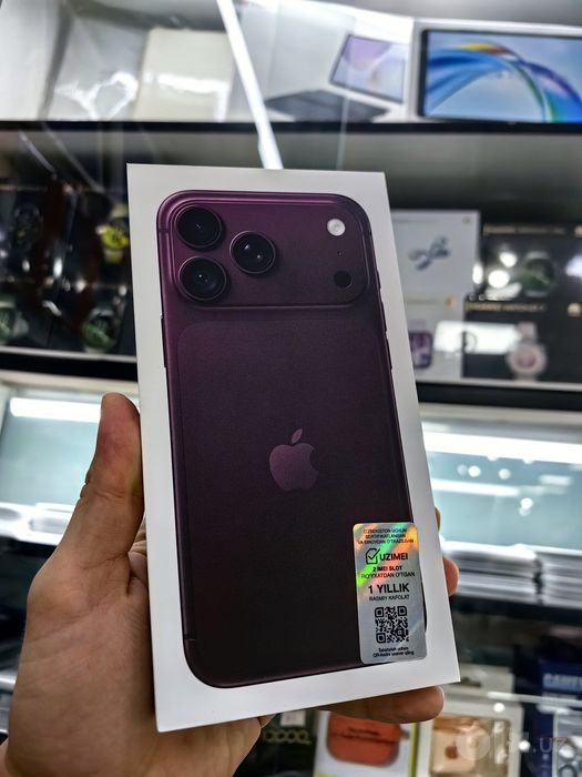 IPhone 18 Pro Max 256gb год гарантия официалка