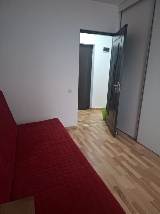 Inchiriez apartament 2 camere
