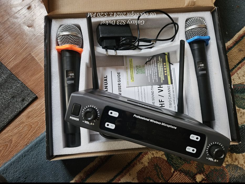 Микрафон UHF WIRElES