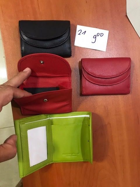 Портфейли телешка кожа на едро