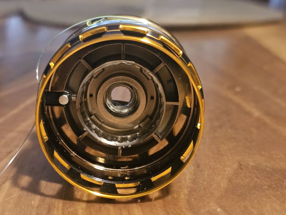 Шпула за макари Daiwa RCS 2508PE, произведена от SLP WORKS, цвят Gold
