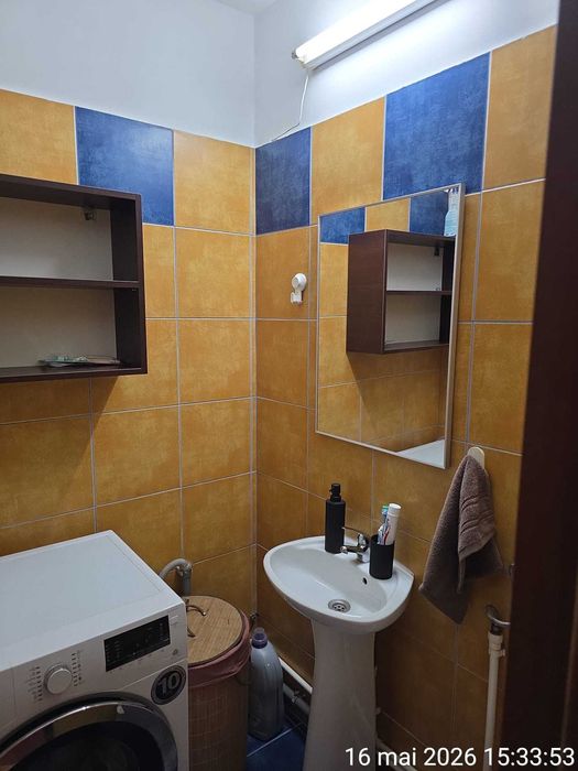 inchiriere apartament 3 camere, zona Calea Vitan(str.Breaza, nr.5), etaj 5