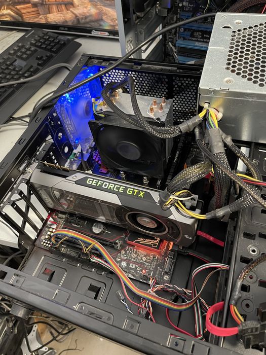 Luxinformatique Craiovita noua -Service Autorizat