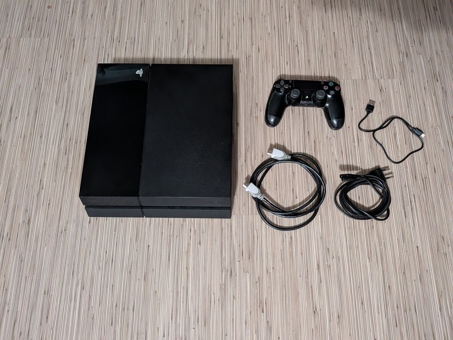 Consola PS4, 500gb, fat CUH-1116A