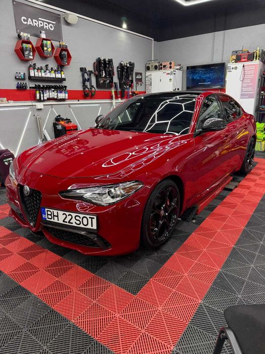 Alfa Romeo Giulia Q2