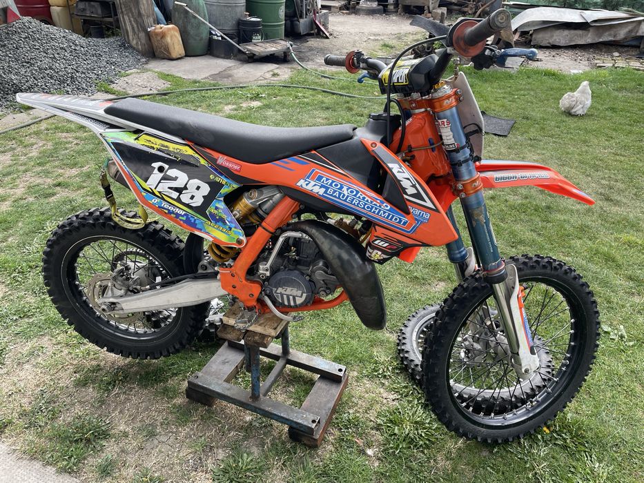 Vând motocicleta KTM SX 2019