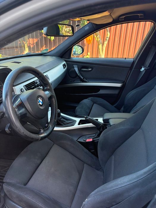 Vând bmw e91 2008