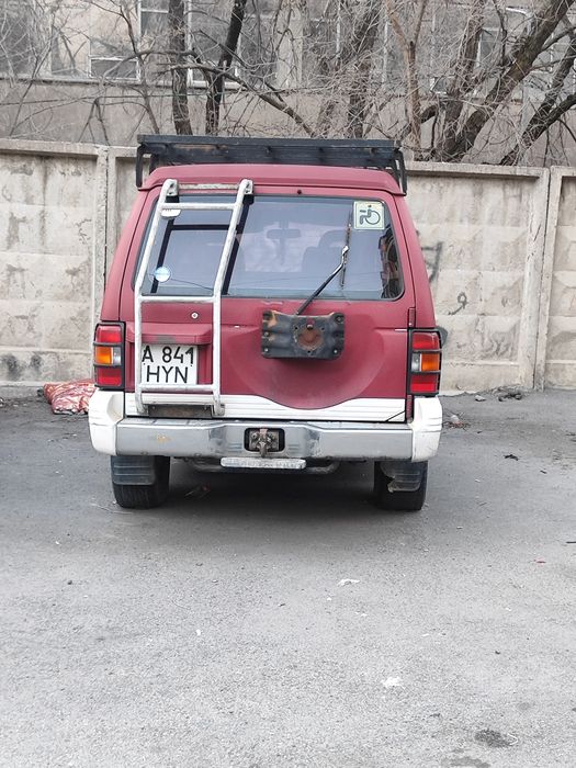 Продам Митсубиси поджеро