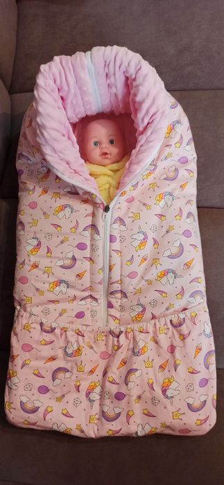 Продам детский комбинезон с одеялком-трансформером