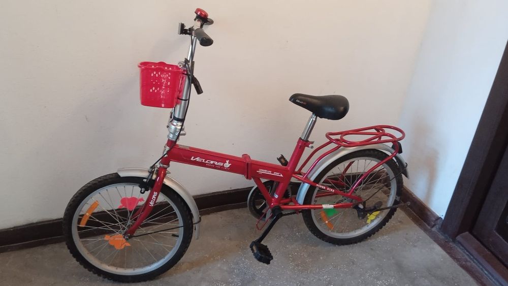 Bicicleta pliabila copii 20" Velors 2020A, economie de spatiu, usor de transportat
