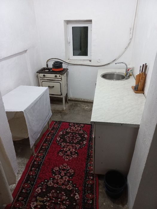 3 Talaba uchun xona ijaraga.