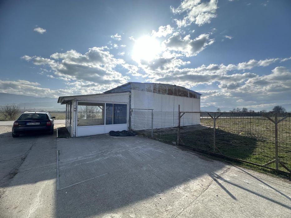 Продава се Гараж / Паркомясто в Велинград - 1500 кв.м за 40 €/кв.м - Снимка #2