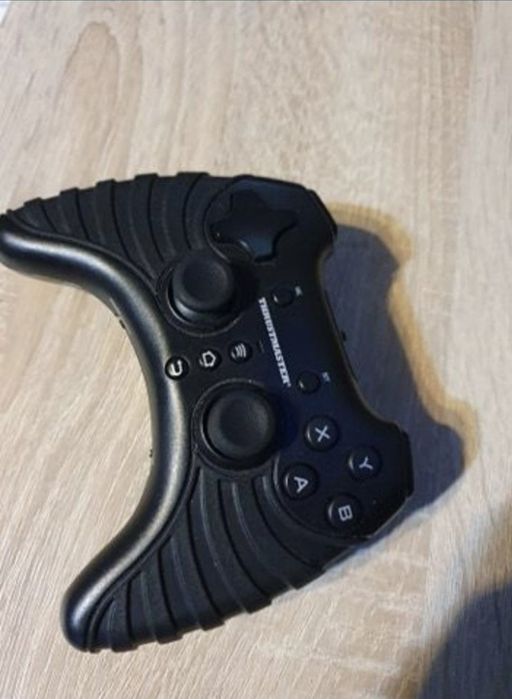 Gamepad wireless Thrustmaster SCORE-A pentru PC si android