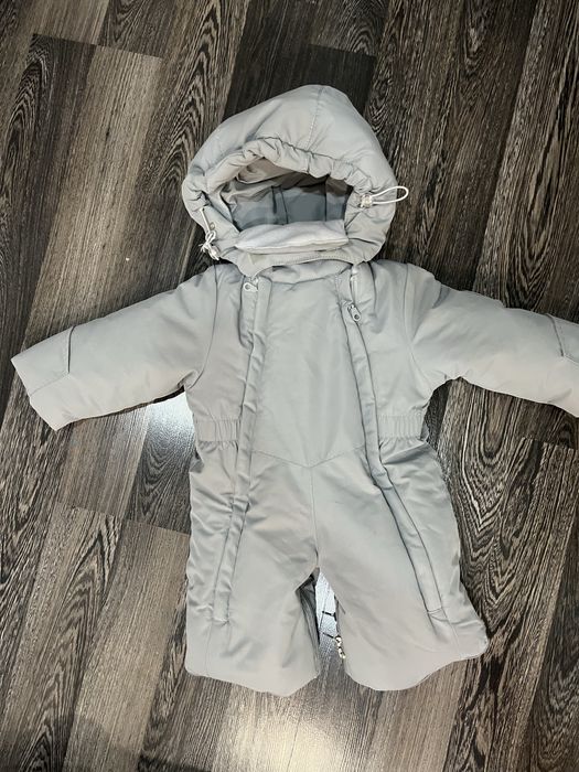 Продам 4 комбинезона