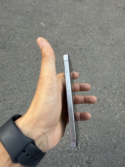Продам Iphone 15 pro