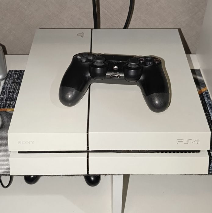 Playstation 4 fat