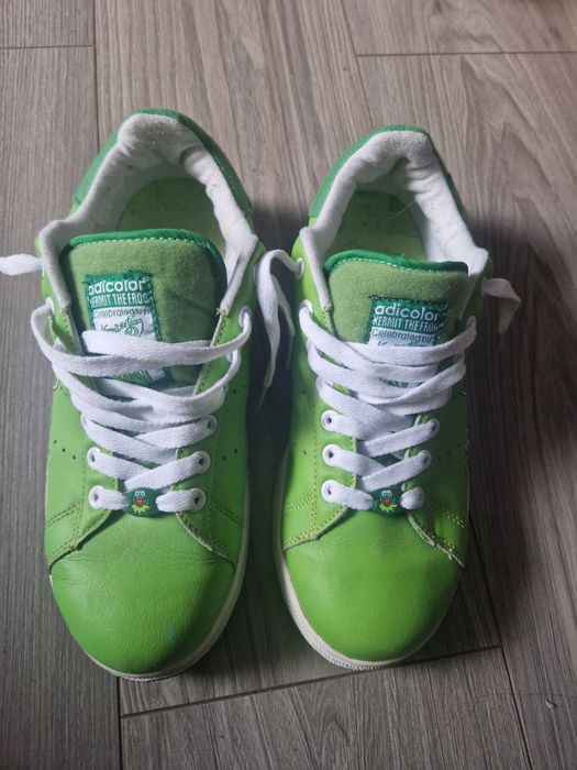 Adidas superstar Frog edition