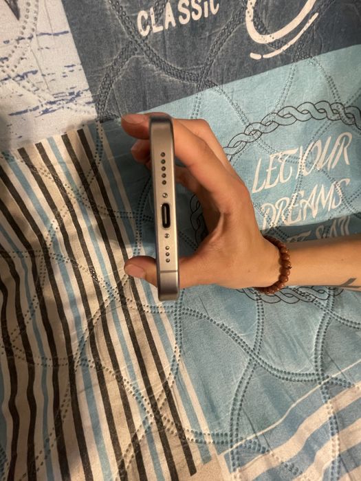 Iphone 15 Pro 256 gb 88% батерия КАТО НОВ