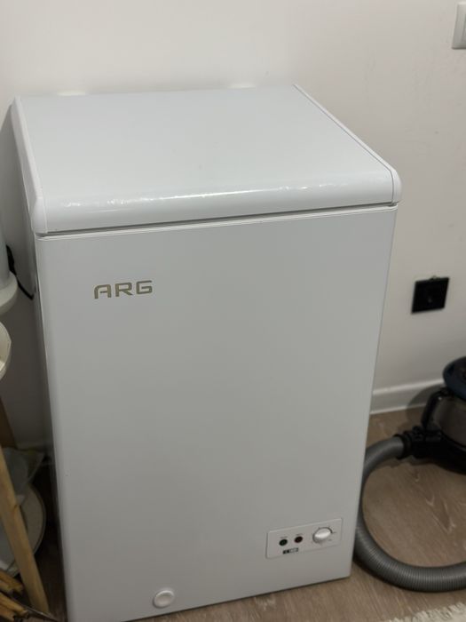 Продам морозильник в идеальном состоянии