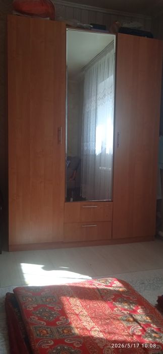 Продам шифонер срочно
