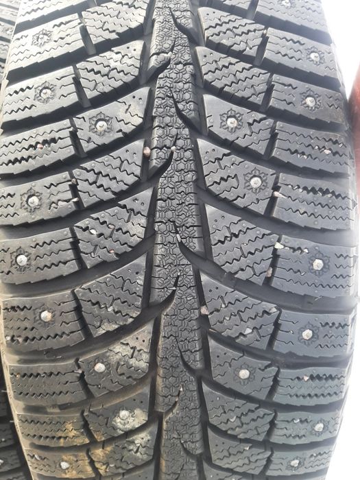 Продам шины. 215/55/17