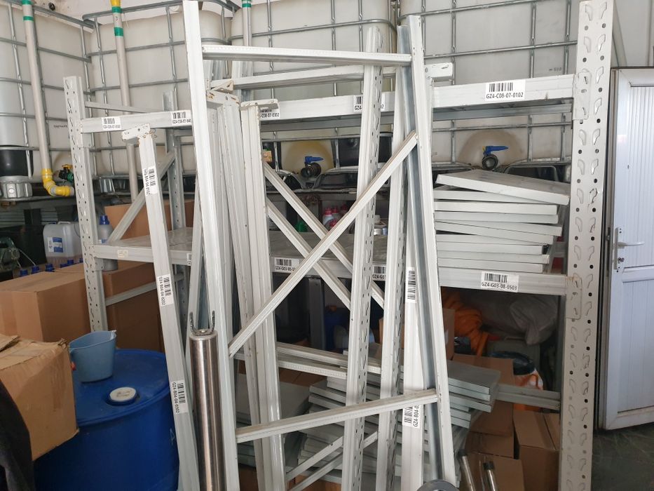 Стелажи производственные