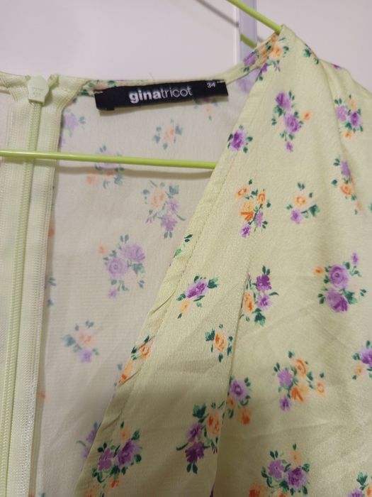 Много запазени рокли