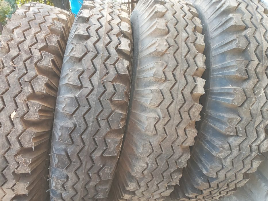 Автомашина шинаси Балон  камири билан  сотилади.турт дона Уаз га тушад