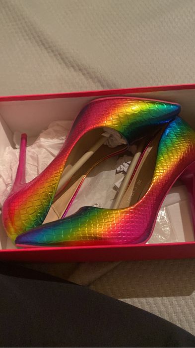 Продам туфли