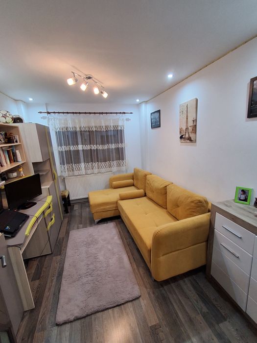 Apartament de lux 3 camere doua băi etajul 1