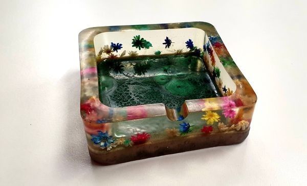 Пепелник от епоксидна смола