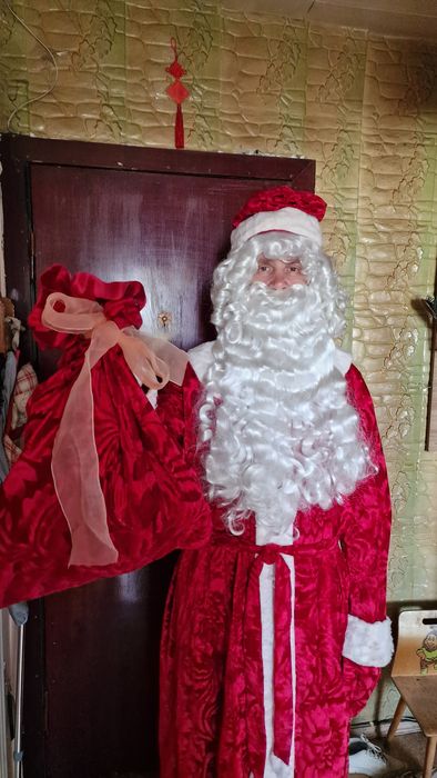Продам костюм Деда мороза