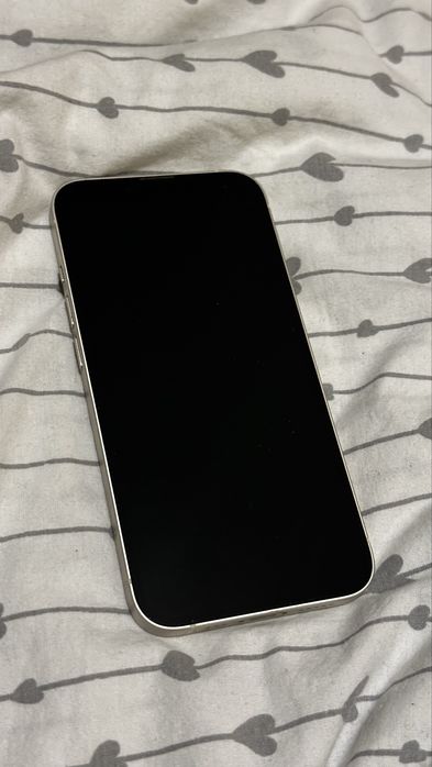 iPhone 13 White (Бял) - 128GB | Отлично състояние