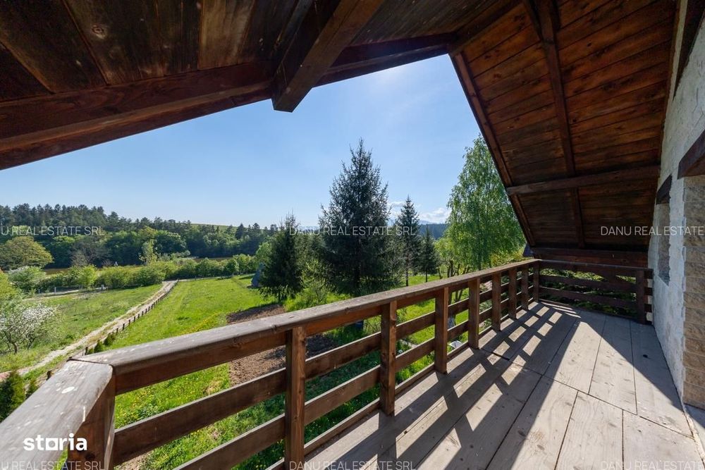 Comision0% Casă cu vedere spre lac și pădure – Vulcan Lacuri, Brașov