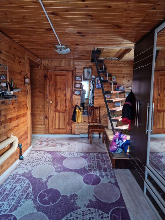 Продам дом  бревенчатый