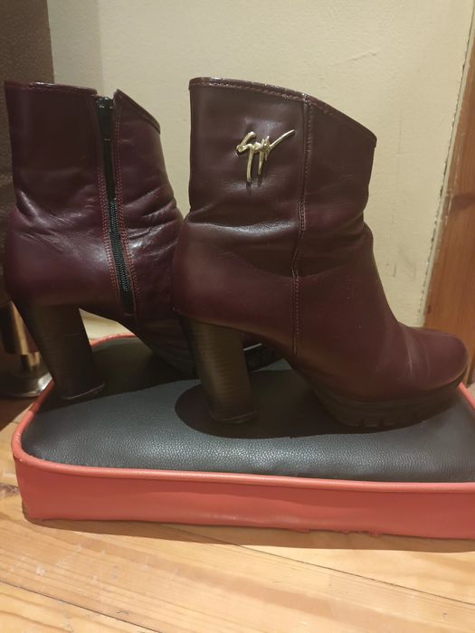 Дамски боти,ботуши,обувки