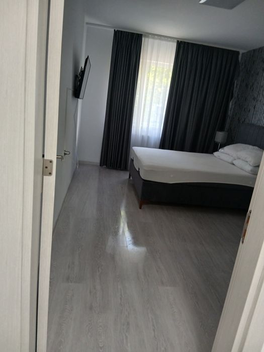 Ofer servicii profesionale de curățenie la domiciliu (apartamente și case), cu maximă seriozitate, atenție la de
