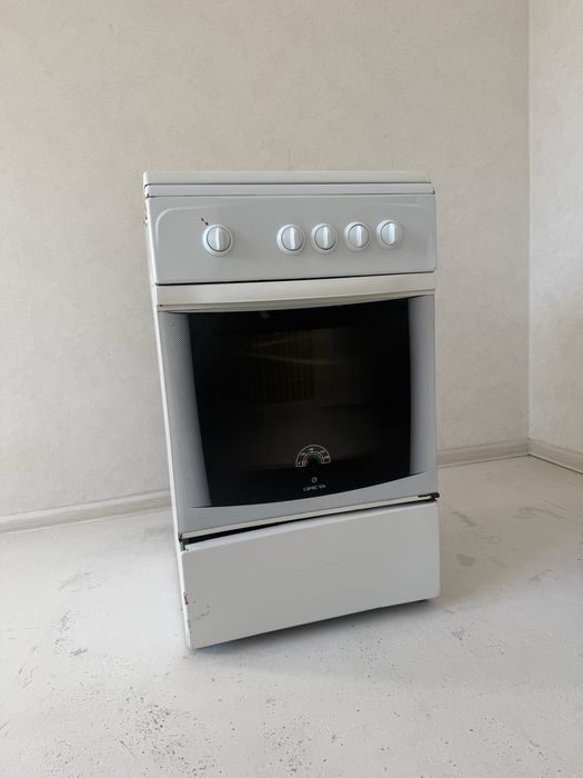 Продам газовую плиту
