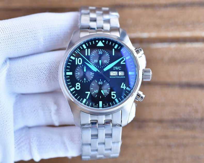 IWC Pilot's Chronograph Mercedes-AMG F1 – автоматичен, 41 мм