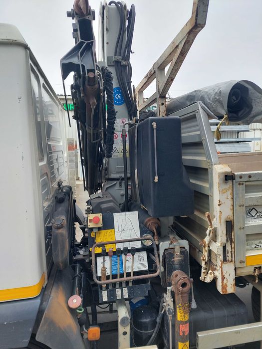 MAN LE 12 220, basculabil pe 3 parti, macara