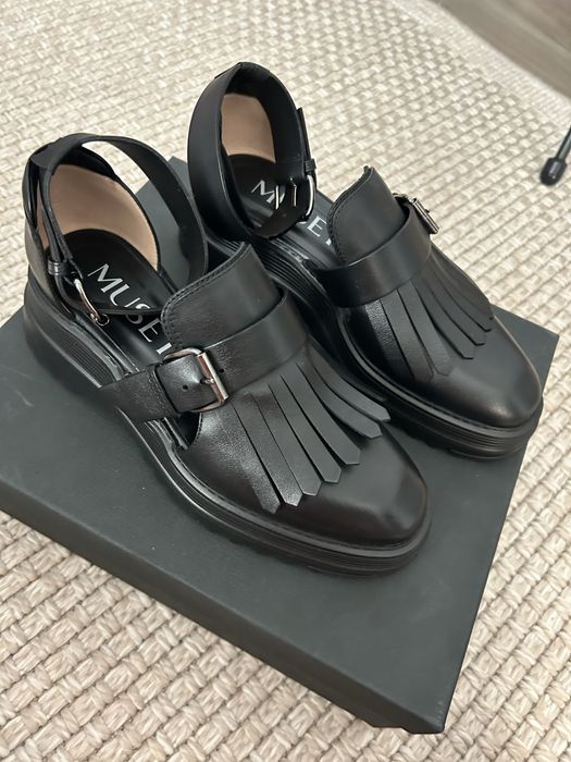 Vand pantofi noi Musette Alya, marime 38, culoare negru