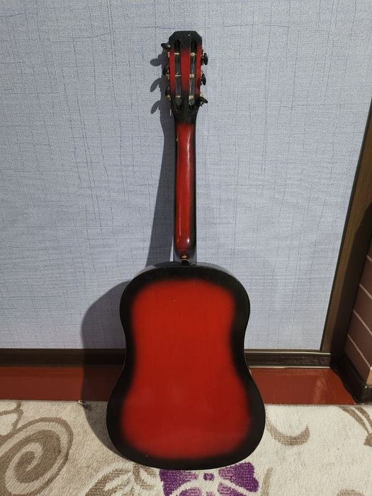 Gitara 37 razmer