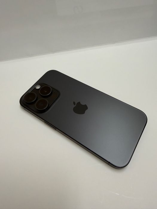 iPhone 15 Pro 128GB – Stare Impecabilă (Ca Nou) – Titanium