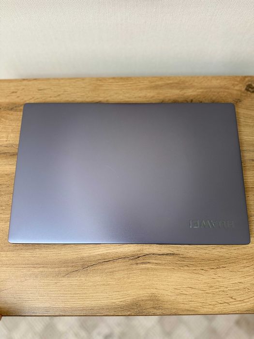 Ноутбук HUAWEI matebook D16