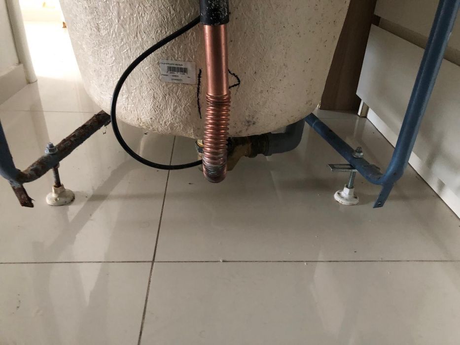 Cada de plastic cu stativ