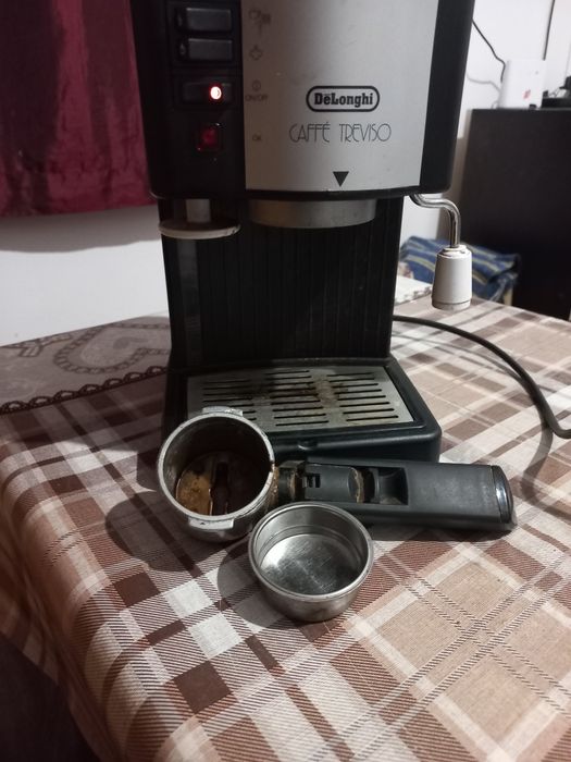 Делонги със ръкохватка работеща