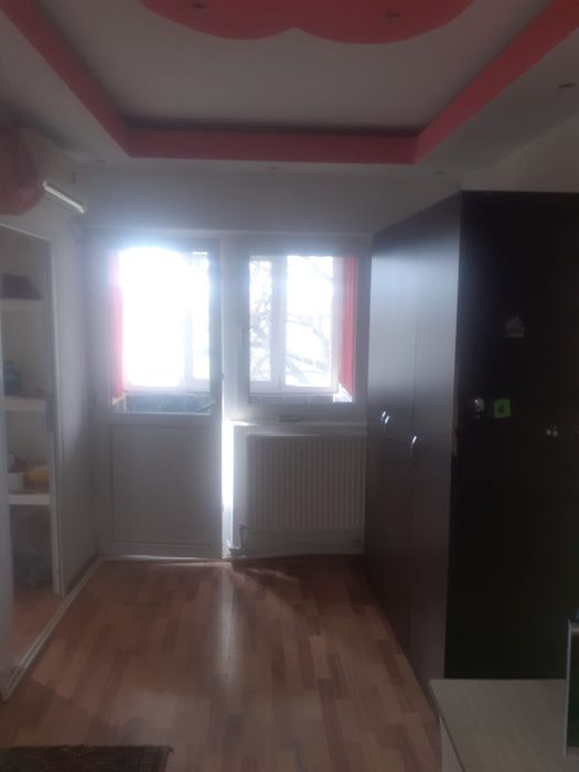 Garsoniera de inchiriat