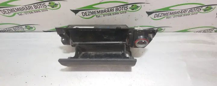 Scrumiera Volkswagen VW Touran 2004 1.9 TDI MT (100 hp)