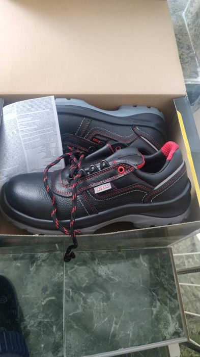 Работни обувки Stenso